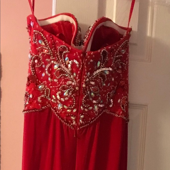 Prom dress - Picture 3 of 4